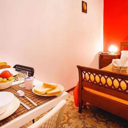 Guest house Alloggio Amelie 3*
